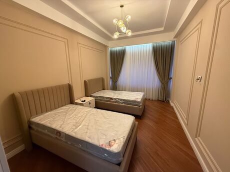 3 otaqlı yeni tikili - Xətai r. - 115 m²