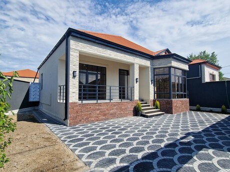 3 otaqlı həyət evi/bağ evi - Maştağa q. - 92 m²