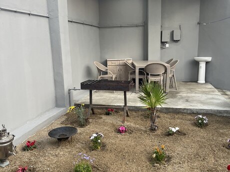 3 otaqlı həyət evi/bağ evi - Qala q. - 70 m²