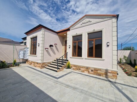 4 otaqlı həyət evi/bağ evi - Maştağa q. - 125 m²