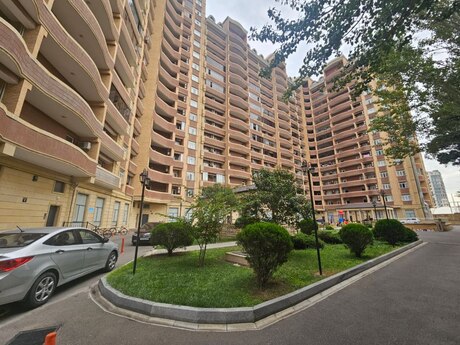 3-комн. новостройка - м. Гянджлик - 130 м²