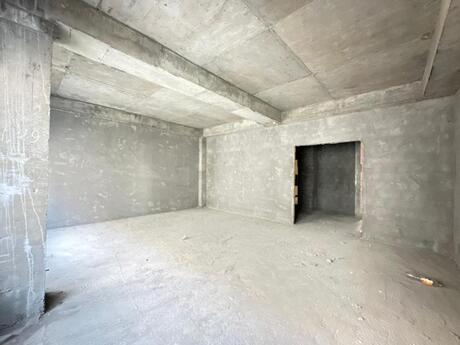 5 otaqlı yeni tikili - Ağ şəhər q. - 205 m²