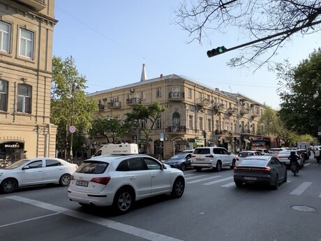 4 otaqlı köhnə tikili - 28 May m. - 142 m²