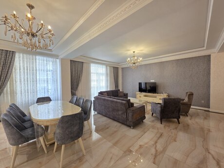 4 otaqlı yeni tikili - Ağ şəhər q. - 200 m²