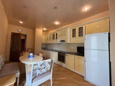 4 otaqlı yeni tikili - Nərimanov r. - 165 m²