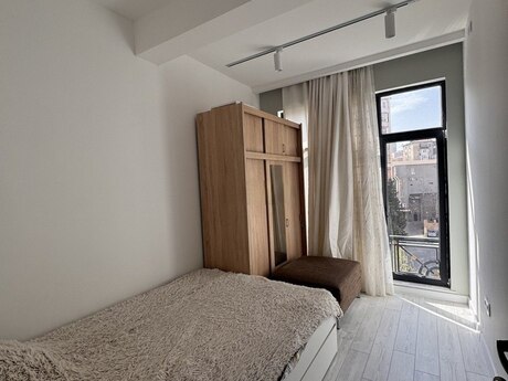 2 otaqlı köhnə tikili - Nizami m. - 38 m²
