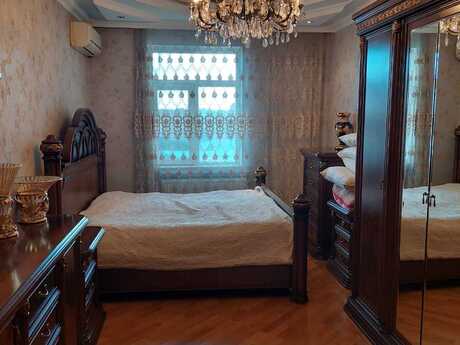 4 otaqlı yeni tikili - Binəqədi r. - 200 m²