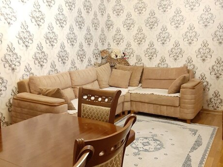 2 otaqlı köhnə tikili - Memar Əcəmi m. - 65 m²