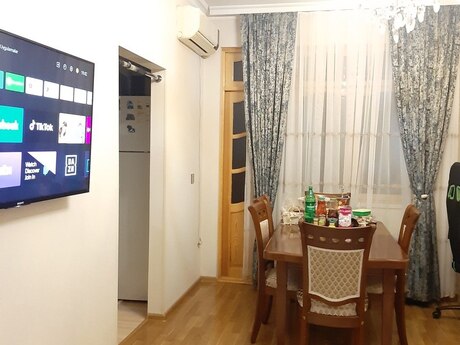 2 otaqlı köhnə tikili - Memar Əcəmi m. - 65 m²