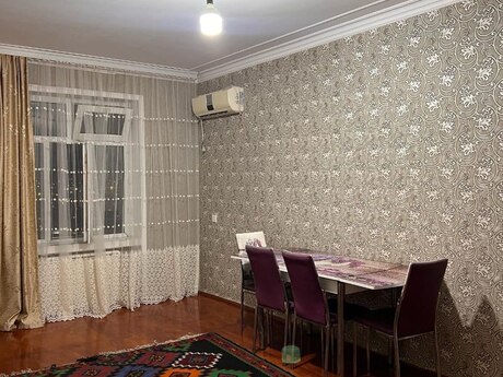 2 otaqlı köhnə tikili - Azadlıq Prospekti m. - 65 m²