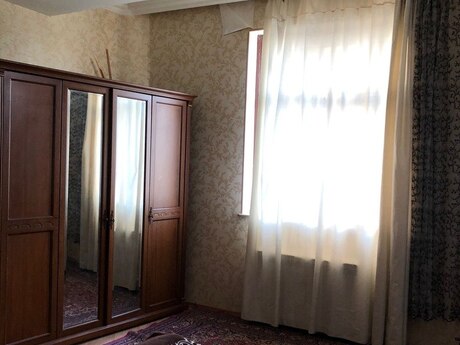 3 otaqlı yeni tikili - 28 May m. - 160 m²