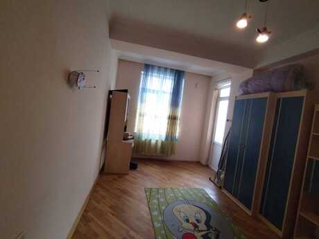 3 otaqlı yeni tikili - 28 May m. - 130 m²