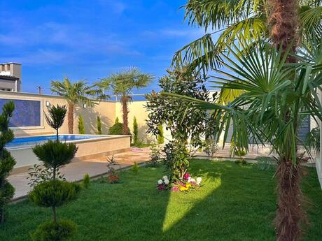 4 otaqlı həyət evi/bağ evi - Şüvəlan q. - 170 m²