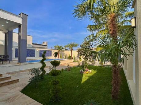 4 otaqlı həyət evi/bağ evi - Şüvəlan q. - 170 m²