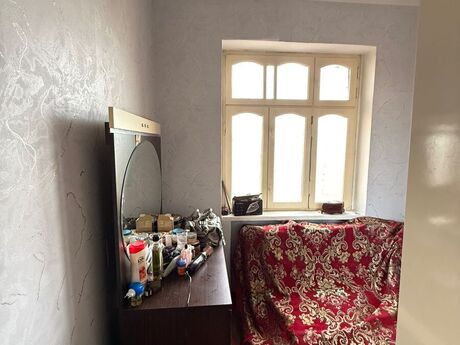 2 otaqlı köhnə tikili - Həzi Aslanov m. - 40 m²
