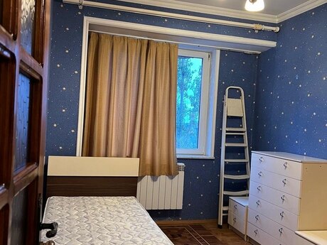 3 otaqlı köhnə tikili - Neftçilər m. - 90 m²