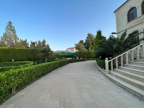 7 otaqlı həyət evi/bağ evi - Nardaran q. - 300 m²