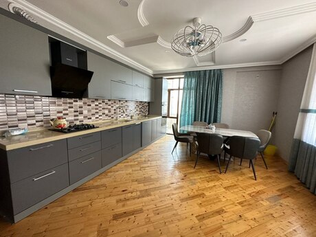 3 otaqlı yeni tikili - İnşaatçılar m. - 165 m²