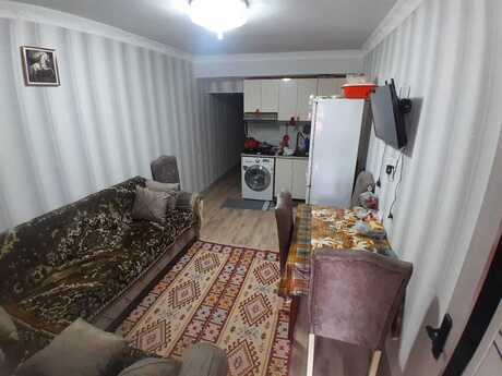 2 otaqlı köhnə tikili - Xətai r. - 45 m²
