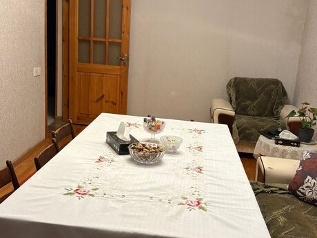 3 otaqlı köhnə tikili - Nəsimi m. - 80 m²