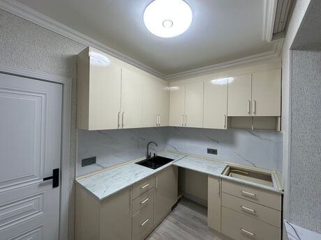 2 otaqlı köhnə tikili - Elmlər Akademiyası m. - 60 m²