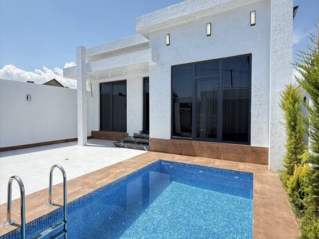 4 otaqlı həyət evi/bağ evi - Mərdəkan q. - 120 m²