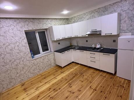 4 otaqlı həyət evi/bağ evi - Sabunçu q. - 221 m²