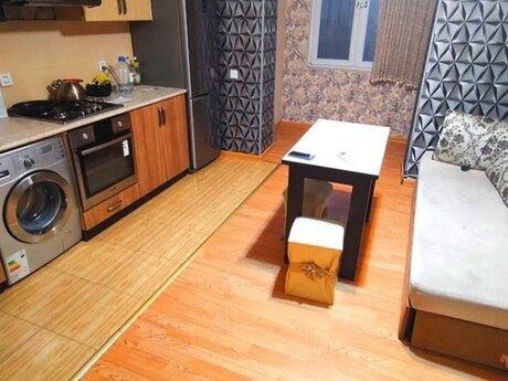 1 otaqlı köhnə tikili - Səbail r. - 46 m²