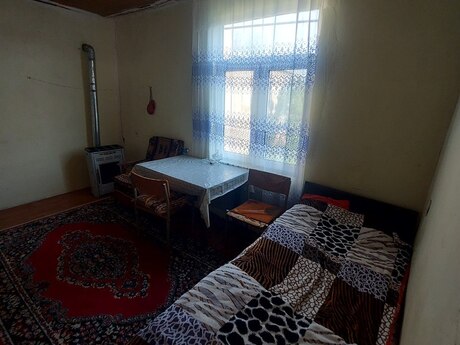 1 otaqlı həyət evi/bağ evi - Həzi Aslanov q. - 45 m²