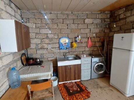 1 otaqlı həyət evi/bağ evi - Həzi Aslanov q. - 45 m²