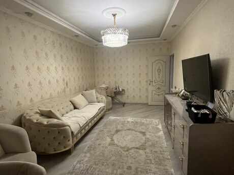 4 otaqlı köhnə tikili - İnşaatçılar m. - 88 m²