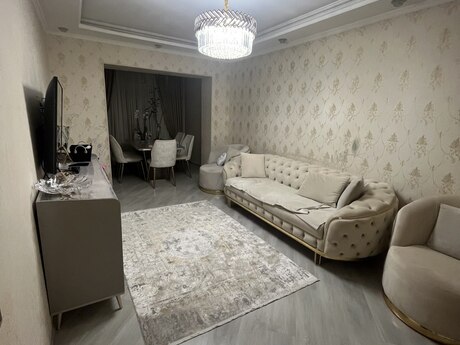 4 otaqlı köhnə tikili - İnşaatçılar m. - 88 m²