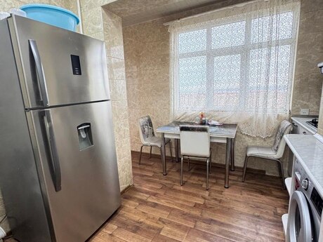 3 otaqlı köhnə tikili - Əhmədli m. - 85 m²