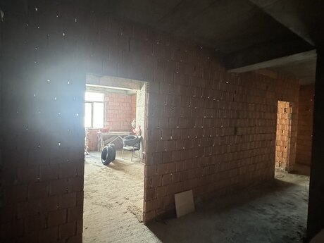 4 otaqlı yeni tikili - Memar Əcəmi m. - 143 m²