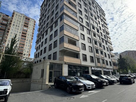 4 otaqlı yeni tikili - Memar Əcəmi m. - 143 m²