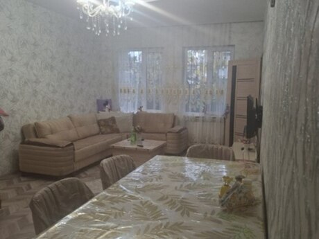 4 otaqlı həyət evi/bağ evi - Qaraçuxur q. - 100 m²