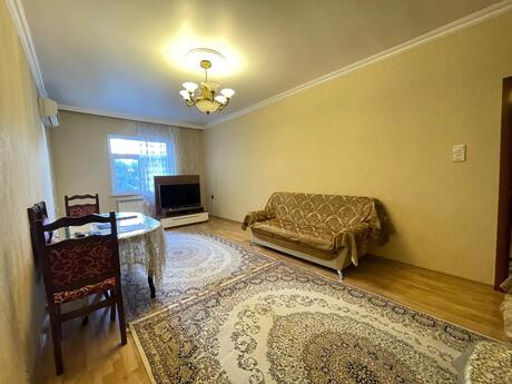 3 otaqlı köhnə tikili - 9-cu mikrorayon q. - 80 m²