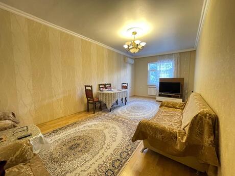 3 otaqlı köhnə tikili - 9-cu mikrorayon q. - 80 m²