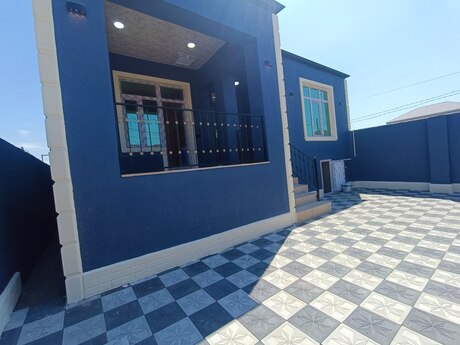 3 otaqlı həyət evi/bağ evi - Saray q. - 85 m²