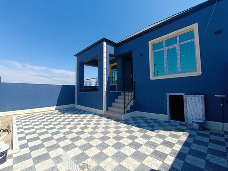 3 otaqlı həyət evi/bağ evi - Saray q. - 85 m²