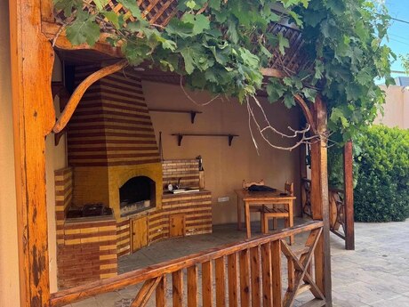 5-комн. дом/дача - пос. Мардакан - 300 м²