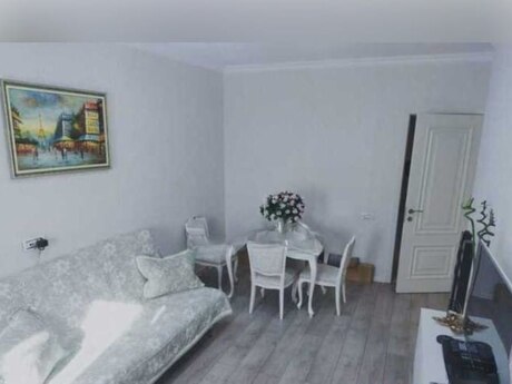 2 otaqlı köhnə tikili - Nərimanov r. - 60 m²