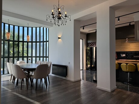 5 otaqlı həyət evi/bağ evi - Bilgəh q. - 400 m²