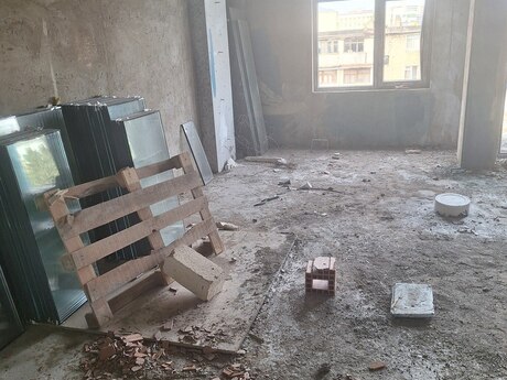 1-комн. новостройка - м. Иншаатчылар - 45 м²