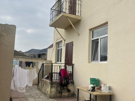 4 otaqlı həyət evi/bağ evi - Biləcəri q. - 101 m²