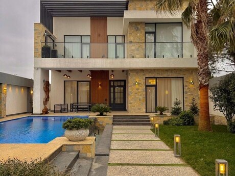 6 otaqlı həyət evi/bağ evi - Mərdəkan q. - 300 m²