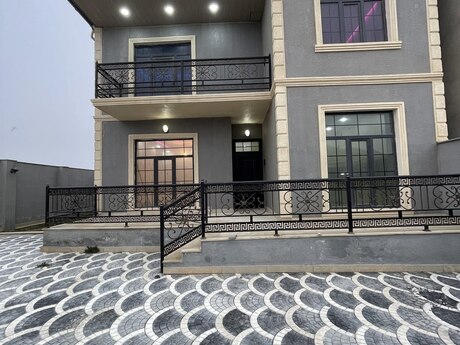 4 otaqlı həyət evi/bağ evi - Zığ q. - 160 m²