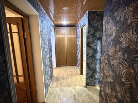 3 otaqlı köhnə tikili - Neftçilər m. - 70 m²