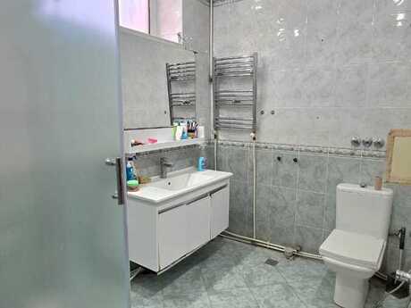 3 otaqlı yeni tikili - Azadlıq Prospekti m. - 125 m²