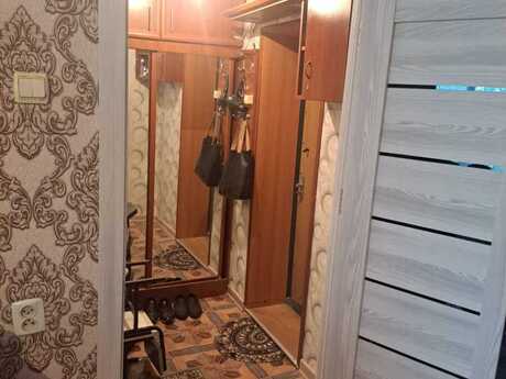 2 otaqlı köhnə tikili - İnşaatçılar m. - 50 m²